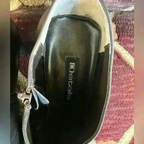 Details Leather Brown booties. NEW. 7.5. Excellent Condition. Zip sides 3” heel - Picture 7 of 14